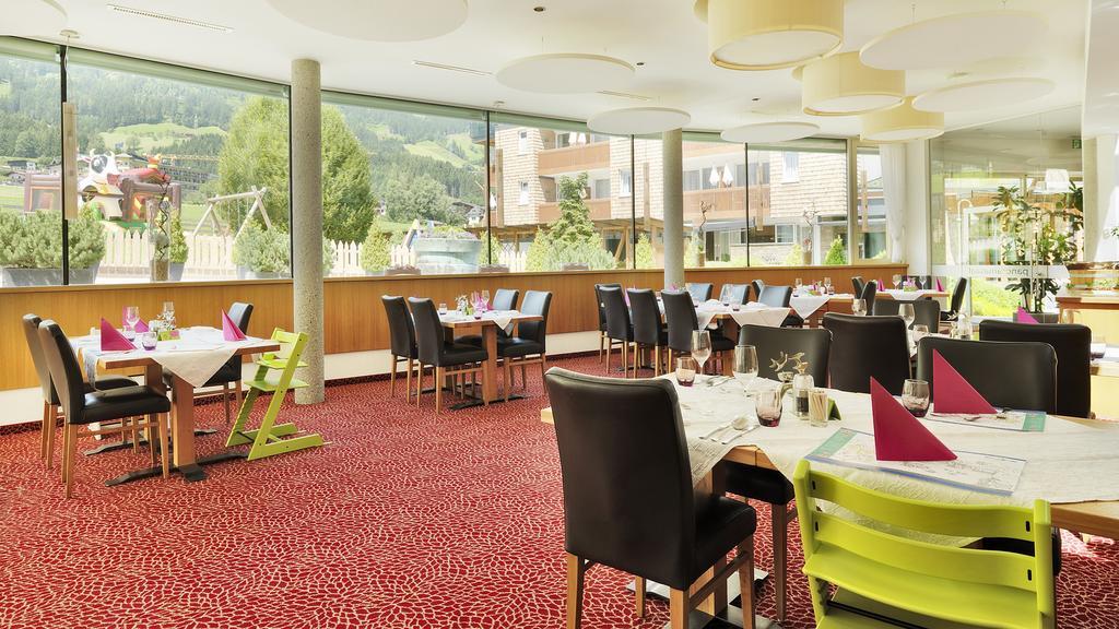فغن Alpina Zillertal . Family Lifestyle Kinderhotel المظهر الخارجي الصورة