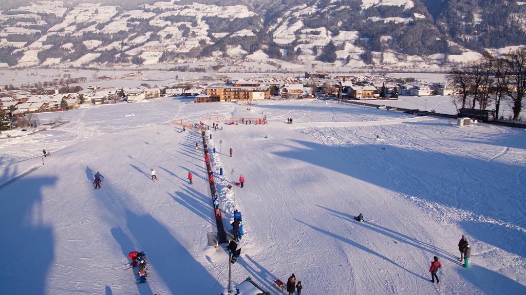 فغن Alpina Zillertal . Family Lifestyle Kinderhotel المظهر الخارجي الصورة