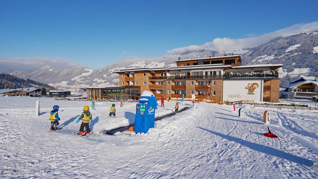 فغن Alpina Zillertal . Family Lifestyle Kinderhotel المظهر الخارجي الصورة