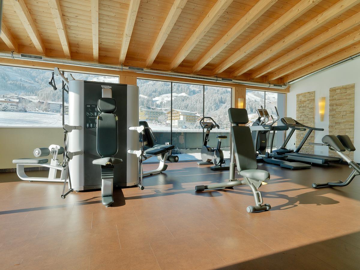 فغن Alpina Zillertal . Family Lifestyle Kinderhotel المظهر الخارجي الصورة