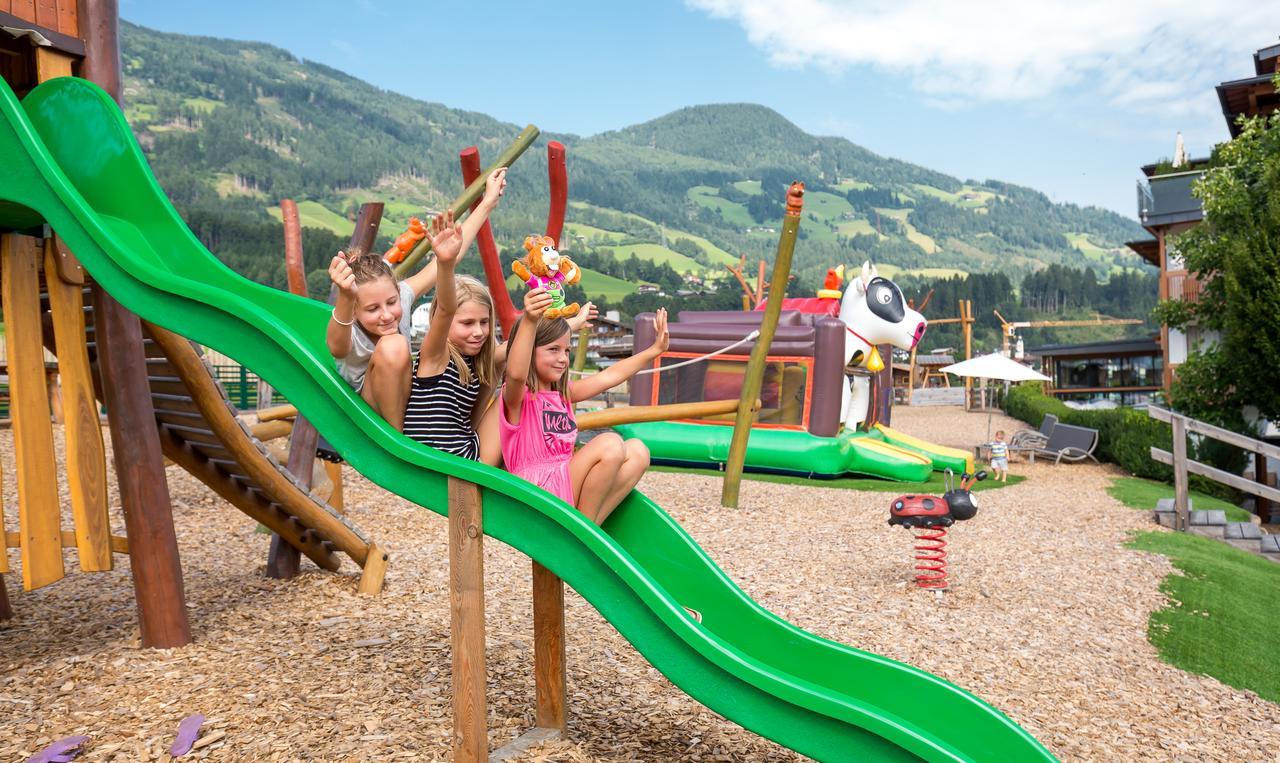 فغن Alpina Zillertal . Family Lifestyle Kinderhotel المظهر الخارجي الصورة