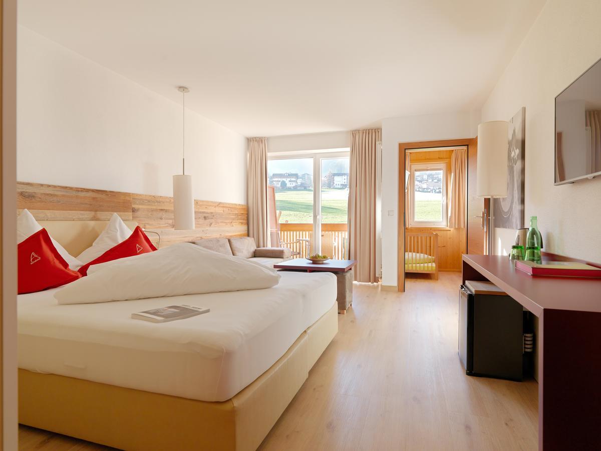فغن Alpina Zillertal . Family Lifestyle Kinderhotel المظهر الخارجي الصورة