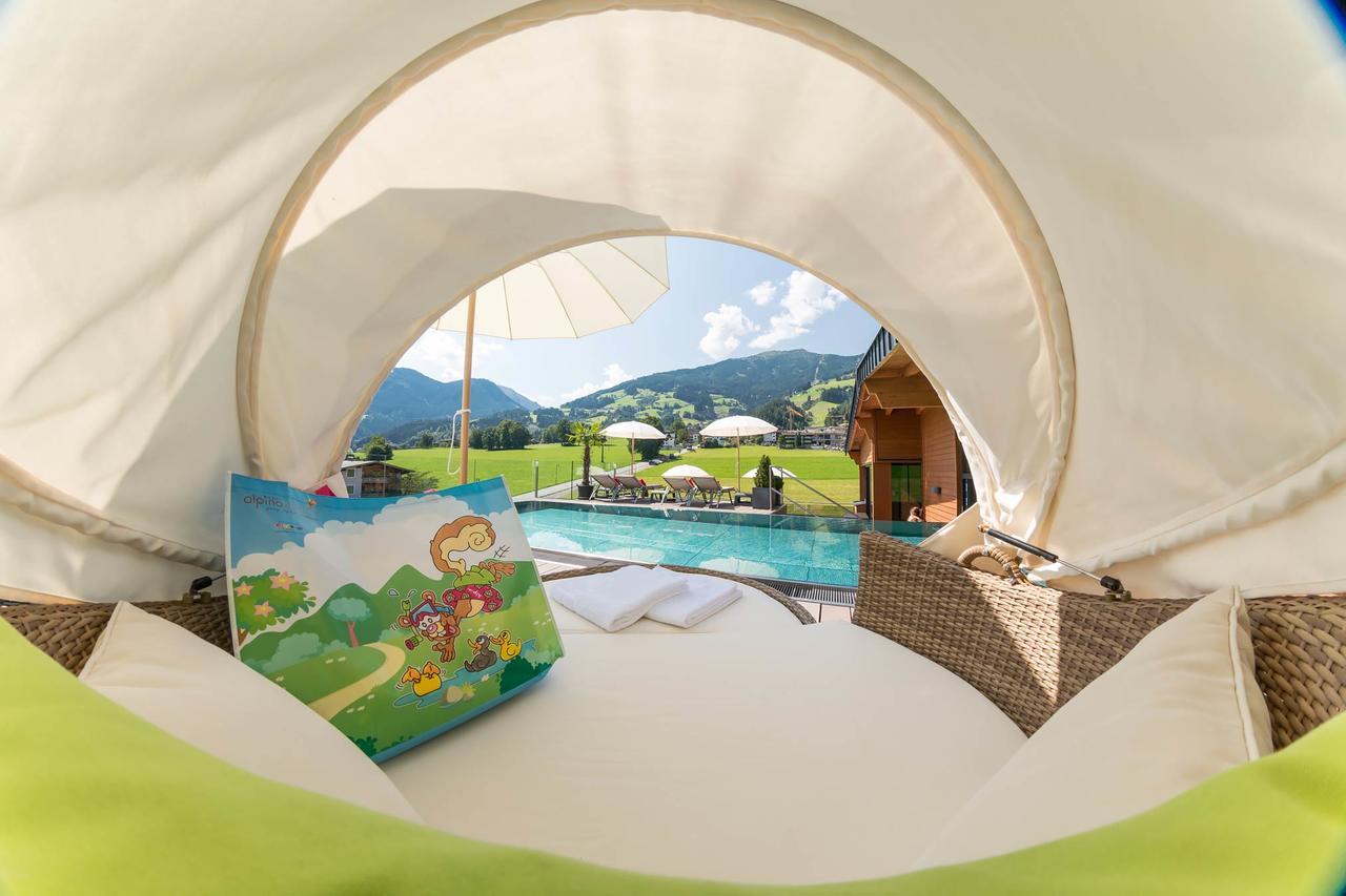 فغن Alpina Zillertal . Family Lifestyle Kinderhotel المظهر الخارجي الصورة